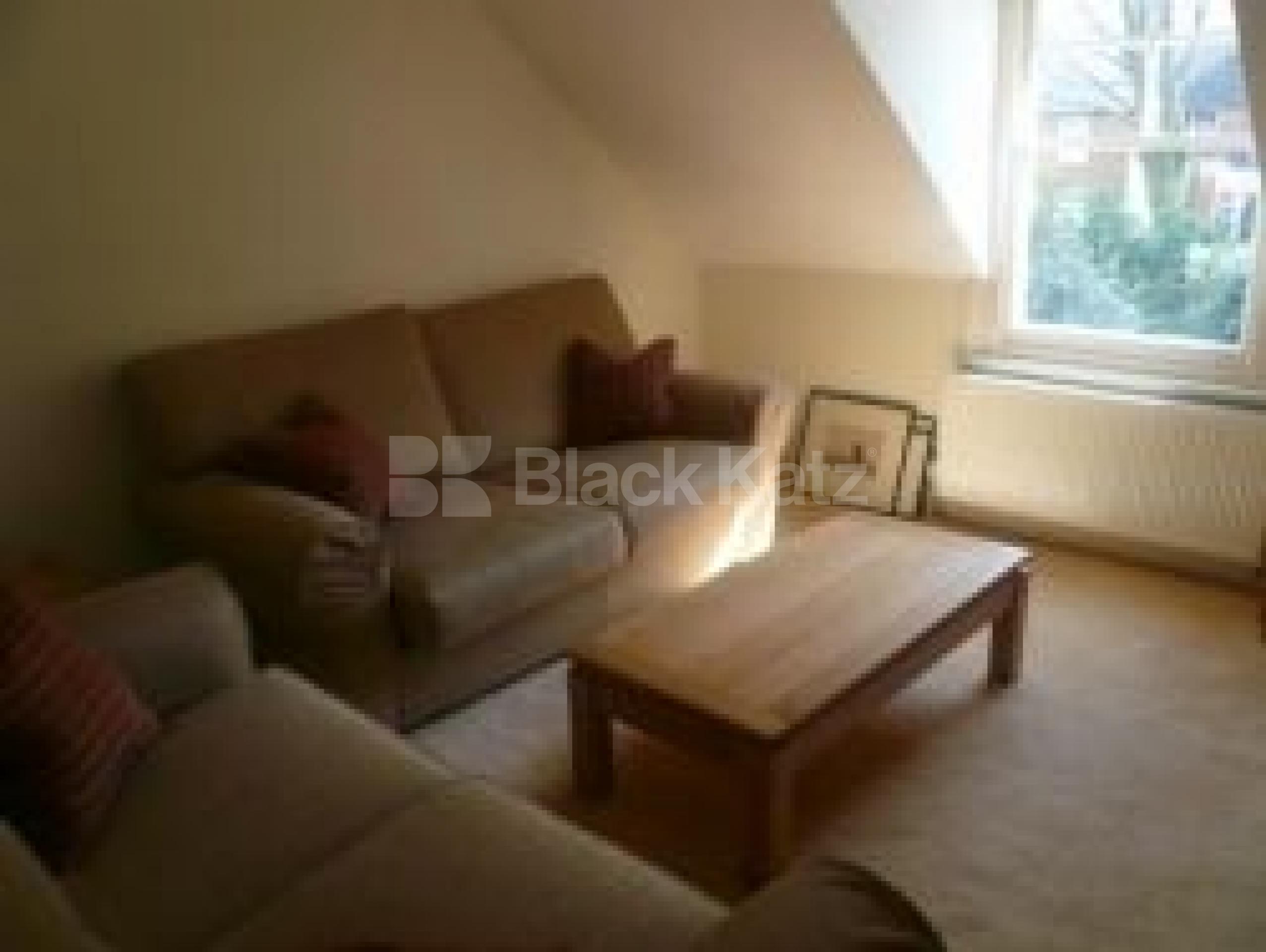 			Only 1 month's deposit instead of 6 weeks saving £575!, 2 Bedroom, 1 bath, 1 reception Flat			 Wolseley Road, CROUCH END N8 N8